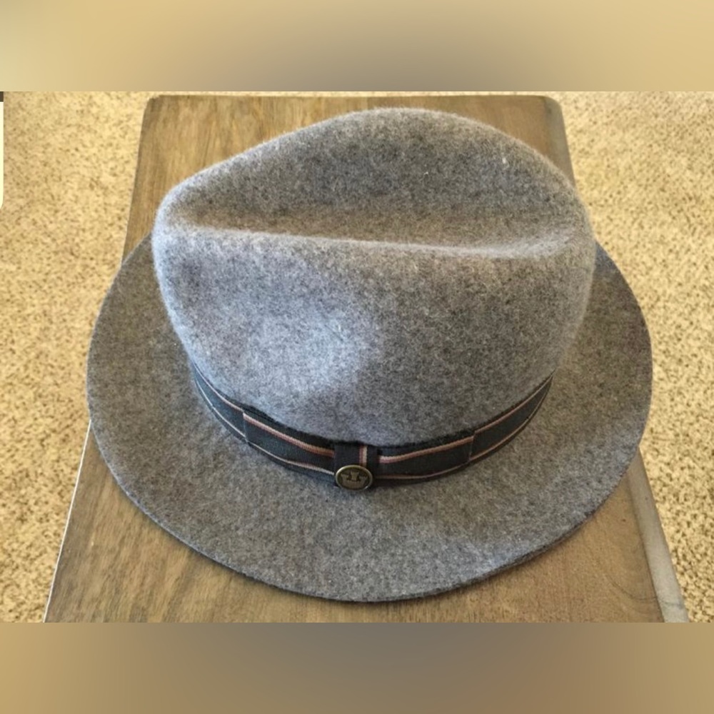 LIKE NEW GOORIN BROS GREY WOOL TRILBY!!! Size MEDIUM!!!